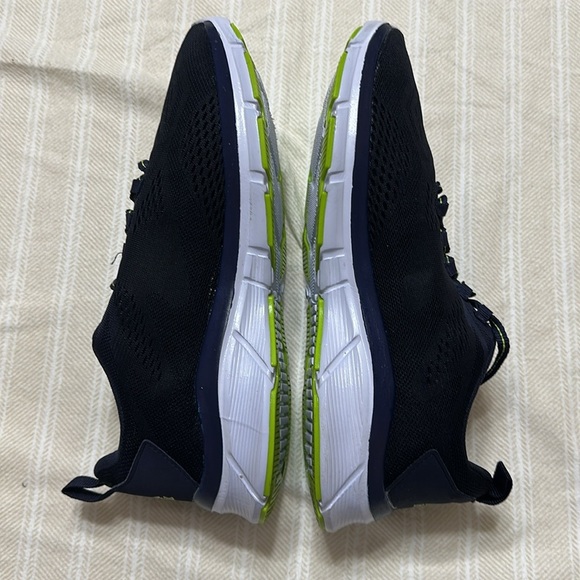 RBX Men's Blue Athletic‎ Shoes.  Like new - Picture 3 of 8